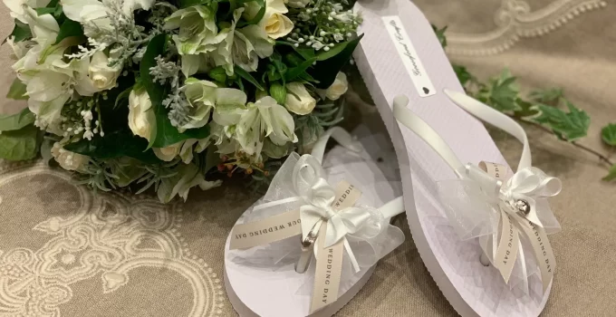 inexpensive flip flops for wedding